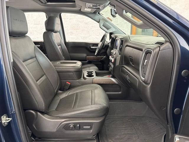 Photo of 2022 Pacific Blue Metallic GMC Sierra 1500