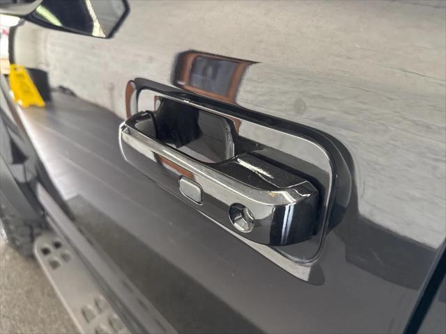 Photo of 2019 Agate Black Metallic Ford F-150