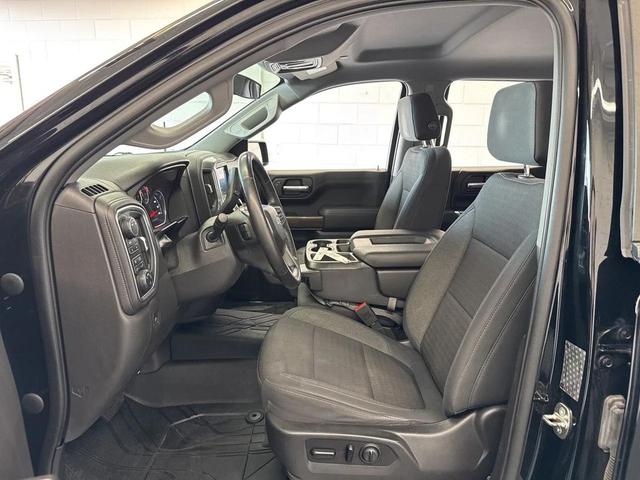 Photo of 2019 Black Chevrolet Silverado 1500