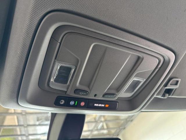 Photo of 2019 Black Chevrolet Silverado 1500