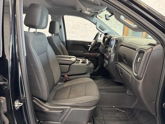 Photo of 2019 Black Chevrolet Silverado 1500