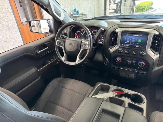 Photo of 2019 Black Chevrolet Silverado 1500
