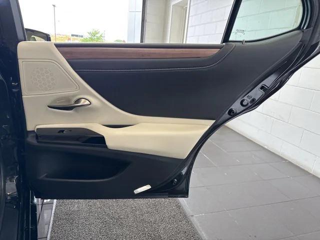 Photo of 2023 Caviar Lexus ES 350