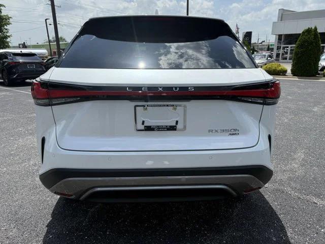 Photo of 2024 Eminent White Pearl Lexus RX 350