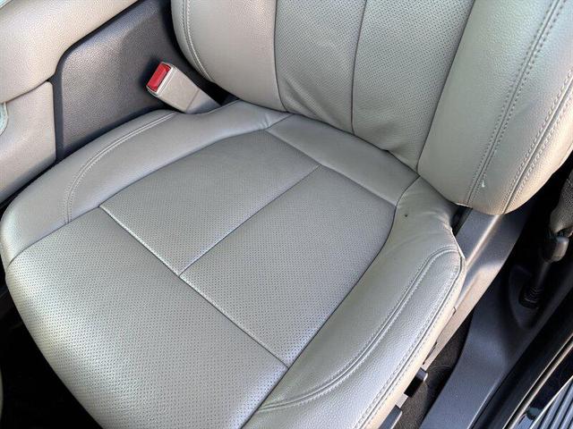 Photo of 2020 Agate Black Ford Expedition