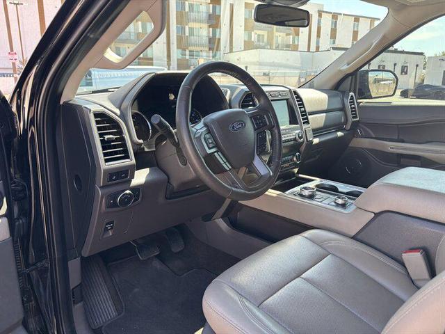 Photo of 2020 Agate Black Ford Expedition