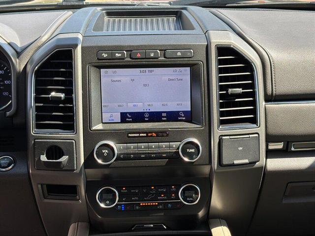 Photo of 2020 Agate Black Ford Expedition