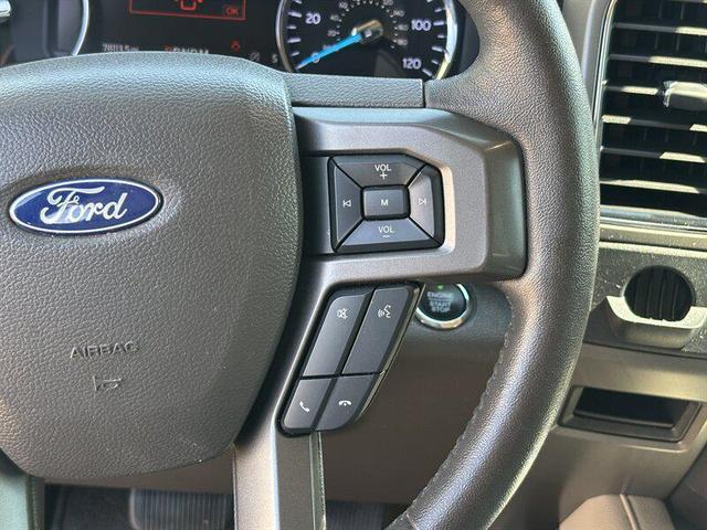 Photo of 2020 Agate Black Ford Expedition