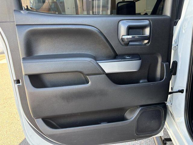 Photo of 2016 Summit White Chevrolet Silverado 2500
