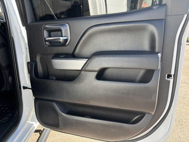 Photo of 2016 Summit White Chevrolet Silverado 2500