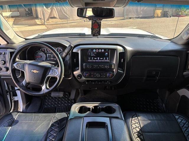 Photo of 2016 Summit White Chevrolet Silverado 2500