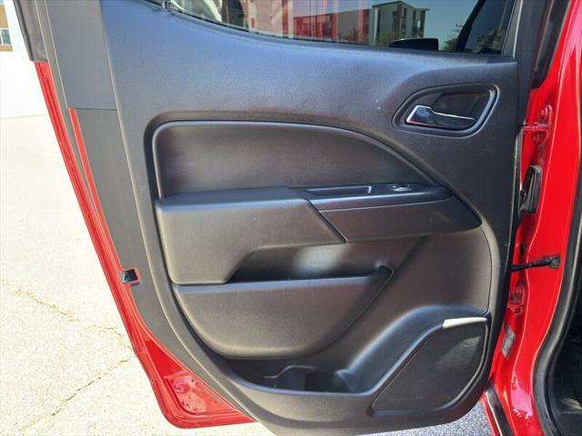 Photo of 2016 Red Hot Chevrolet Colorado