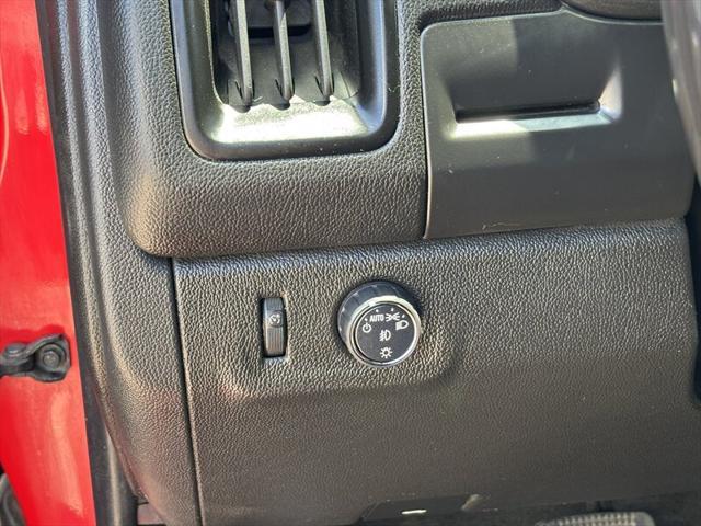 Photo of 2016 Red Hot Chevrolet Colorado