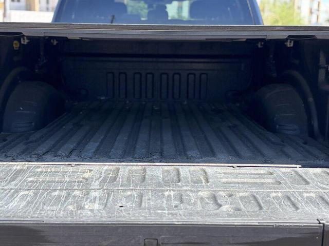 Photo of 2019 Agate Black Metallic Ford F-350