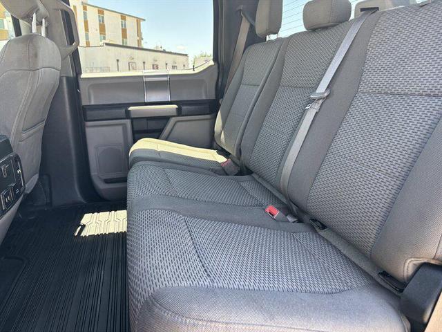Photo of 2019 Agate Black Metallic Ford F-350