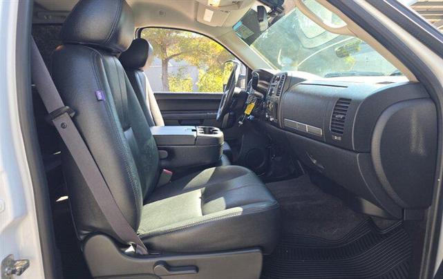 Photo of 2011 Summit White Chevrolet Silverado 3500