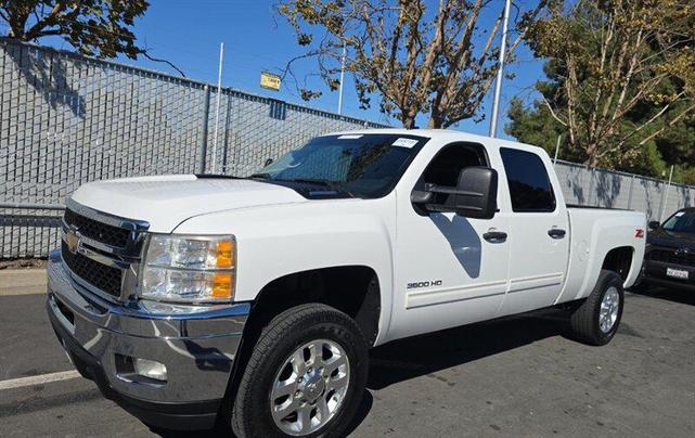 Photo of 2011 Summit White Chevrolet Silverado 3500