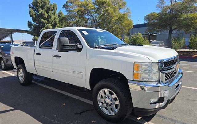 Photo of 2011 Summit White Chevrolet Silverado 3500
