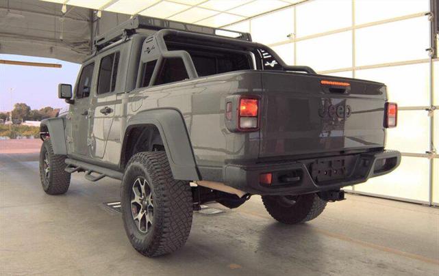 Photo of 2020 Sting-Gray Clearcoat Jeep Gladiator