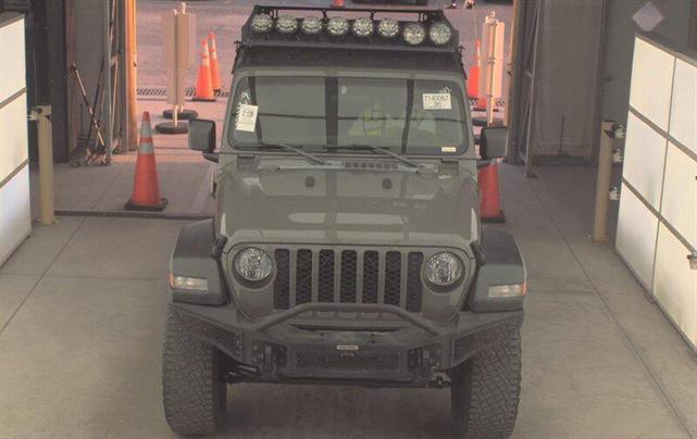 Photo of 2020 Sting-Gray Clearcoat Jeep Gladiator