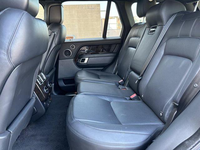 Photo of 2022 Gray Land Rover Range Rover