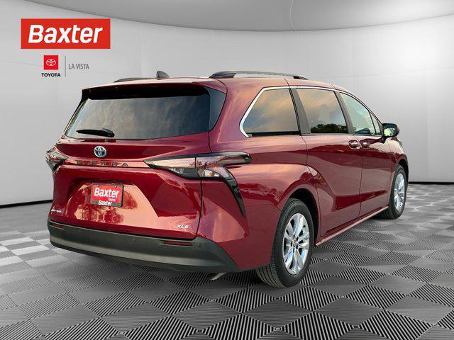 Photo of 2025 Ruby Flare Pearl Toyota Sienna