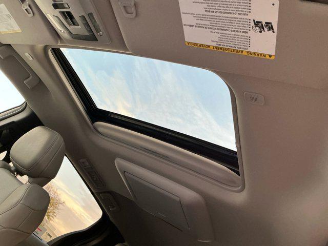 Photo of 2025 Ruby Flare Pearl Toyota Sienna