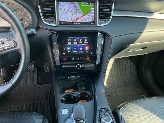 Photo of 2019 Lunar White INFINITI QX50