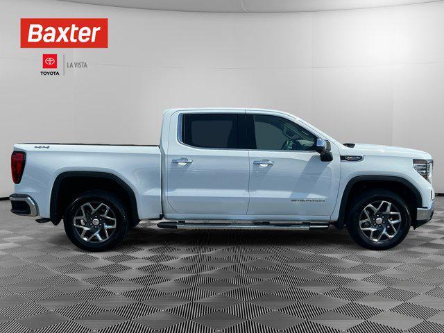 Photo of 2024 Summit White GMC Sierra 1500