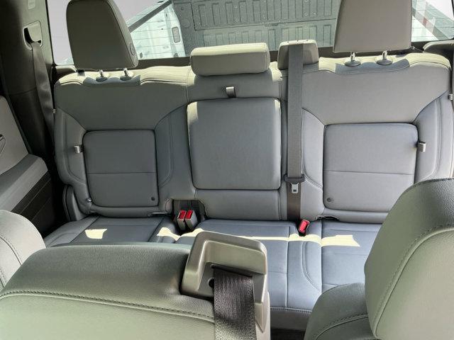 Photo of 2024 Summit White GMC Sierra 1500