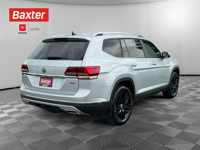 Photo of 2019 Reflex Silver Metallic Volkswagen Atlas