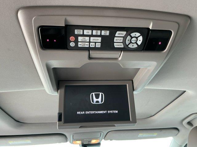 Photo of 2016 Black Honda Odyssey