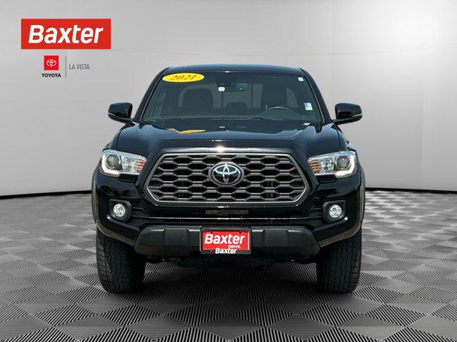 Photo of 2021 Midnight Black Metallic Toyota Tacoma