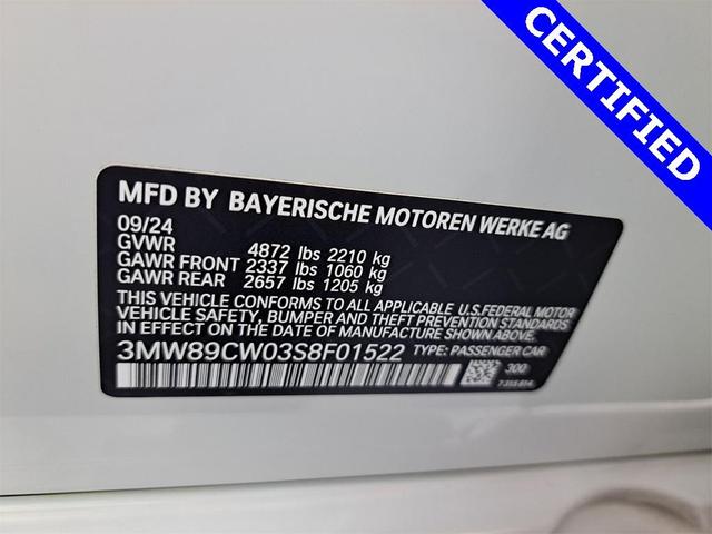 Photo of 2025 Alpine White BMW 330