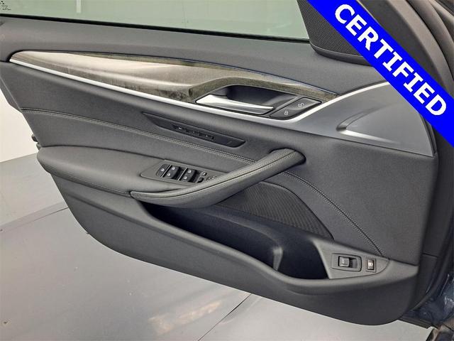 Photo of 2023 Arctic Race Blue Metallic BMW 530e