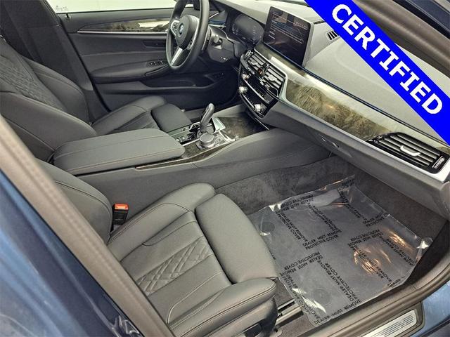 Photo of 2023 Arctic Race Blue Metallic BMW 530e