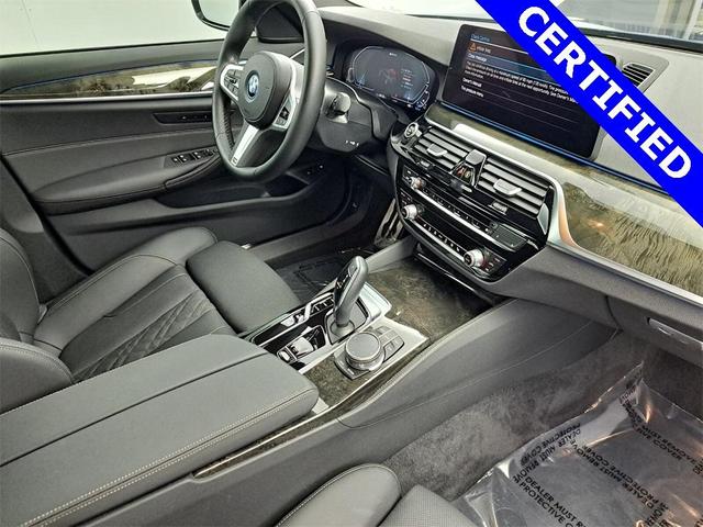 Photo of 2023 Arctic Race Blue Metallic BMW 530e