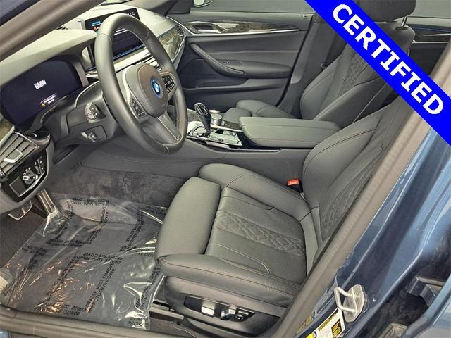 Photo of 2023 Arctic Race Blue Metallic BMW 530e