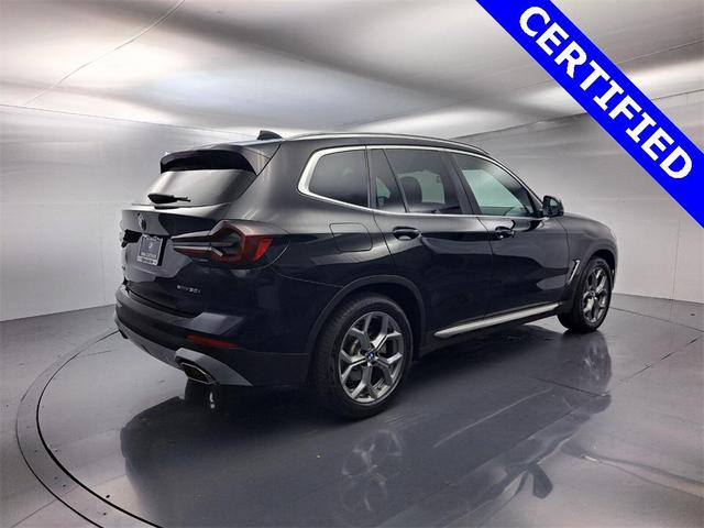 Photo of 2024 Jet Black BMW X3