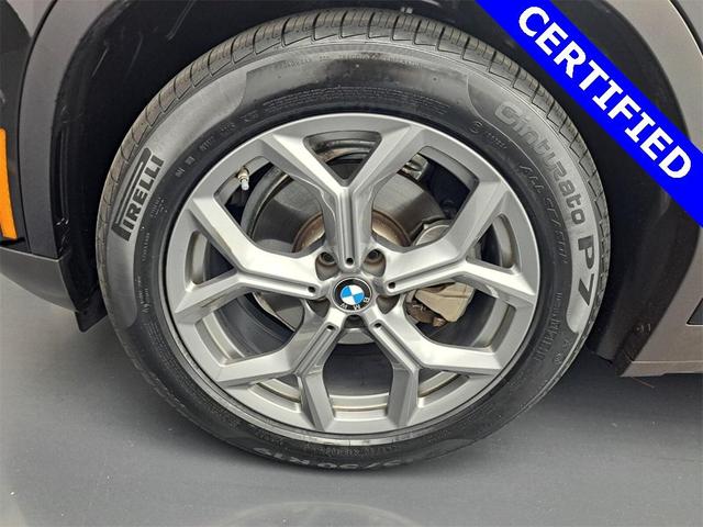 Photo of 2024 Jet Black BMW X3