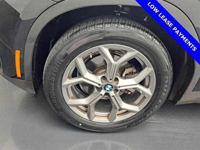 Photo of 2024 Black Sapphire Metallic BMW X3
