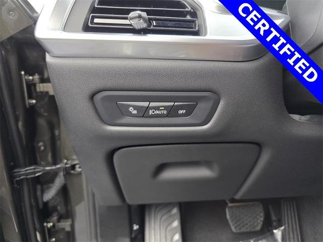 Photo of 2024 Manhattan Green Metallic BMW X5 PHEV