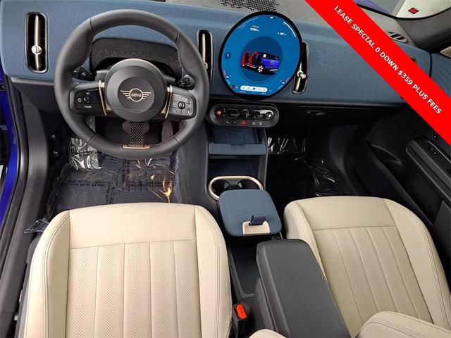 Photo of 2025 Blazing Blue Metallic MINI Countryman