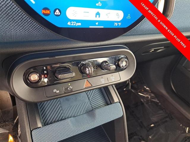 Photo of 2025 Blazing Blue Metallic MINI Countryman