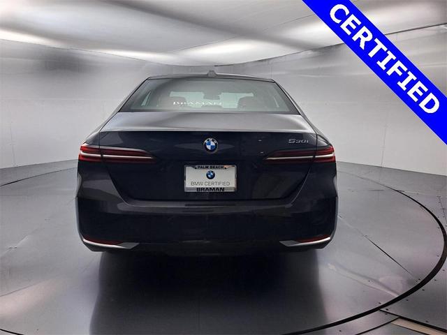 Photo of 2024 Dark Graphite Metallic BMW 530