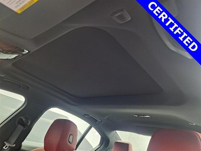 Photo of 2024 Dark Graphite Metallic BMW 530