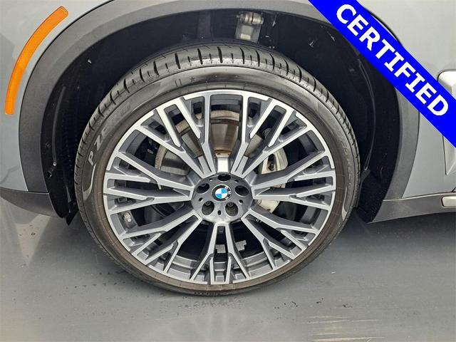 Photo of 2024 Skyscraper Gray Metallic BMW X5