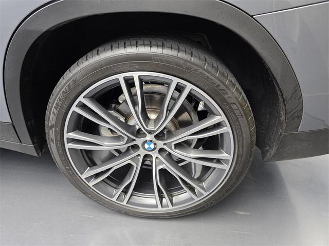 Photo of 2024 Skyscraper Gray Metallic BMW X3