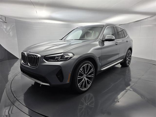 Photo of 2024 Skyscraper Gray Metallic BMW X3