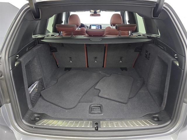 Photo of 2024 Skyscraper Gray Metallic BMW X3